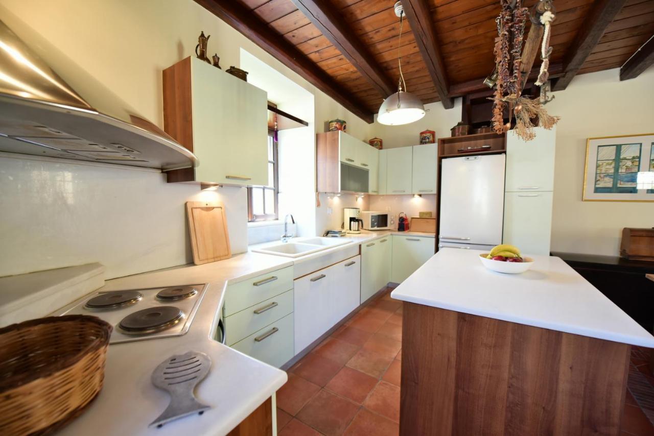 Villa Kamini'S Tranquility Retreat à Hydra  Extérieur photo